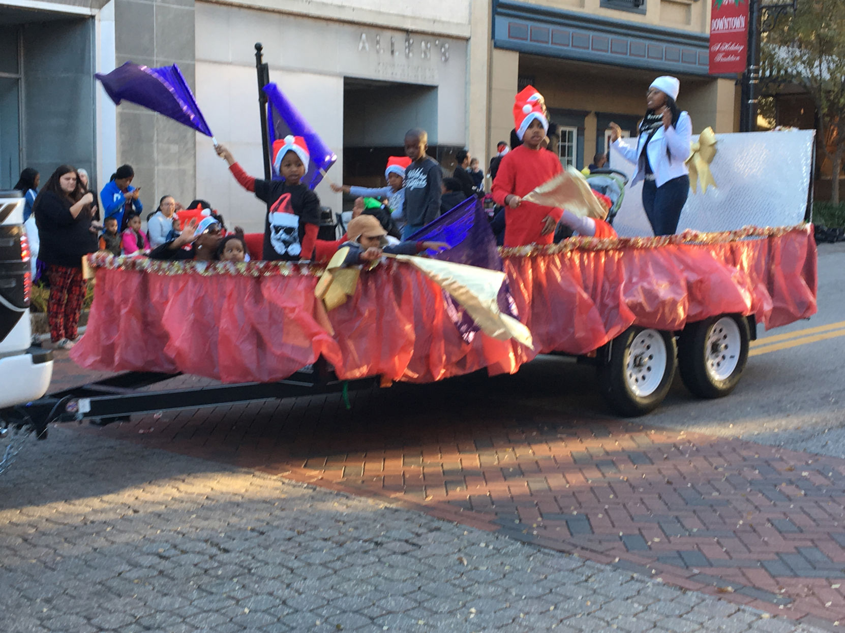 DRB 1204 Parade 19.JPG